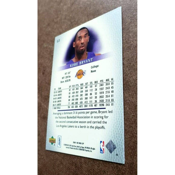2007-2008 UD SP Authentic KOBE BRYANT NBA Basketball Card #61 Los Angeles Lakers - Picture 11 of 13
